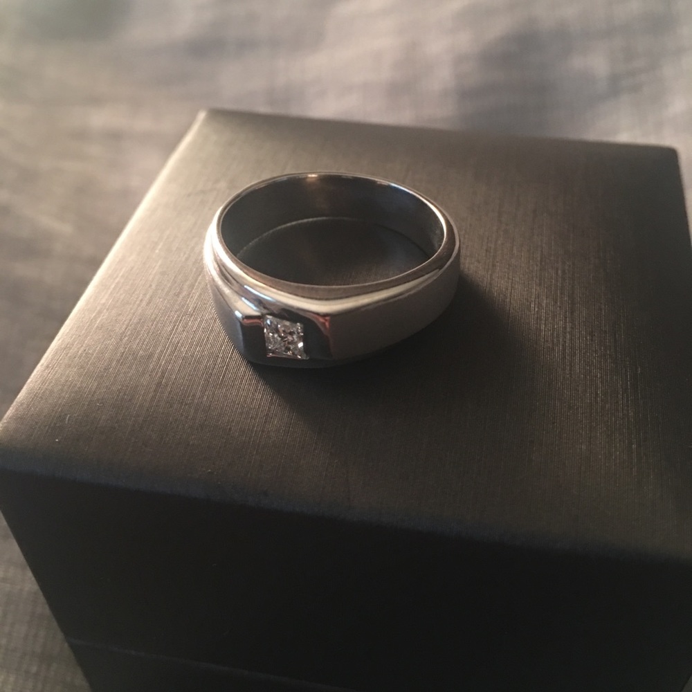 14K White Gold Engagement Ring with Diamond